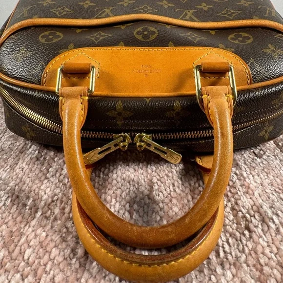 Louis Vuitton Trouville Monogram - Picture 6 of 16